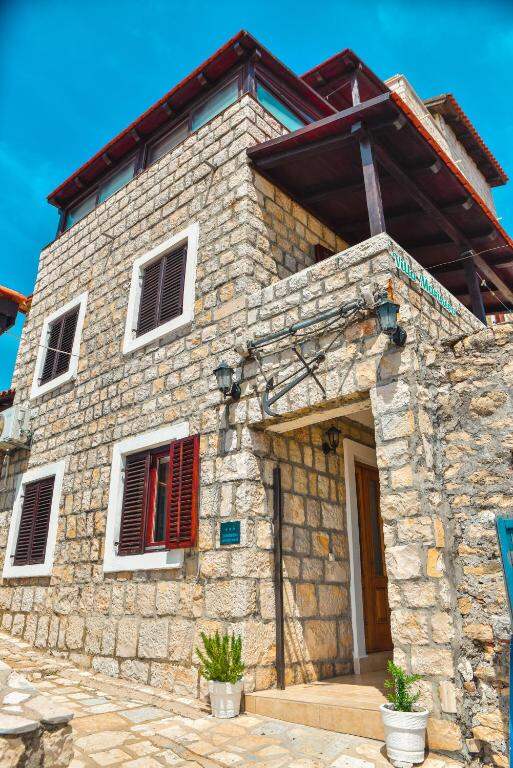 Entrance of Villa Marinero in the stone lanes of Old Town Ulcinj